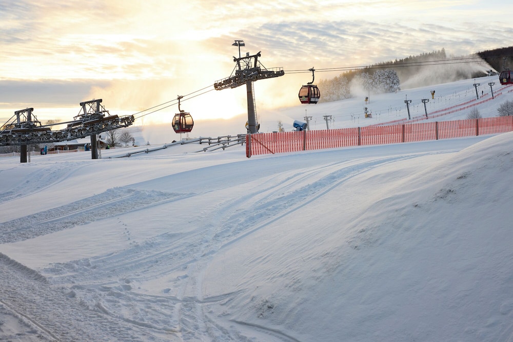 Snow and ski sports