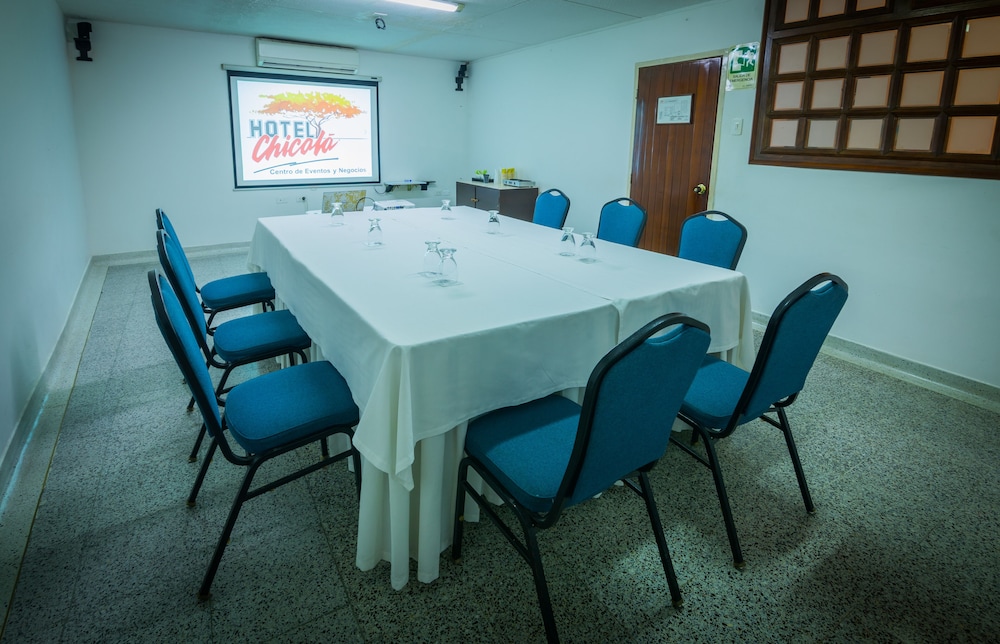 Meeting facility