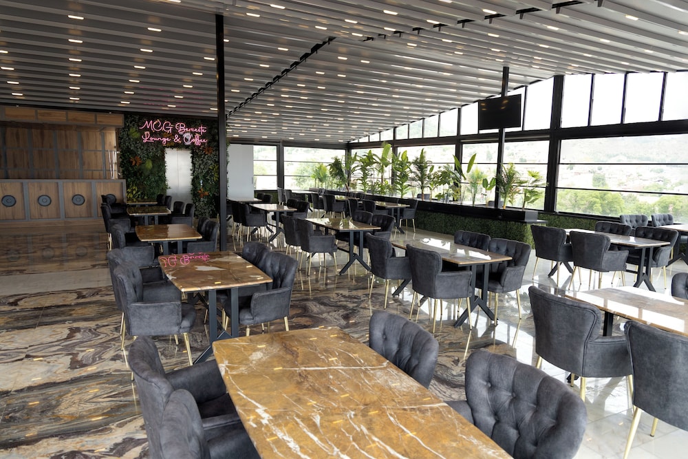 Restaurant-cafeteria