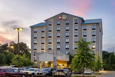 On-Site,Outdoor/Exterior,Exterior View of Building