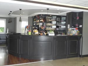 thumbnail: Bar
