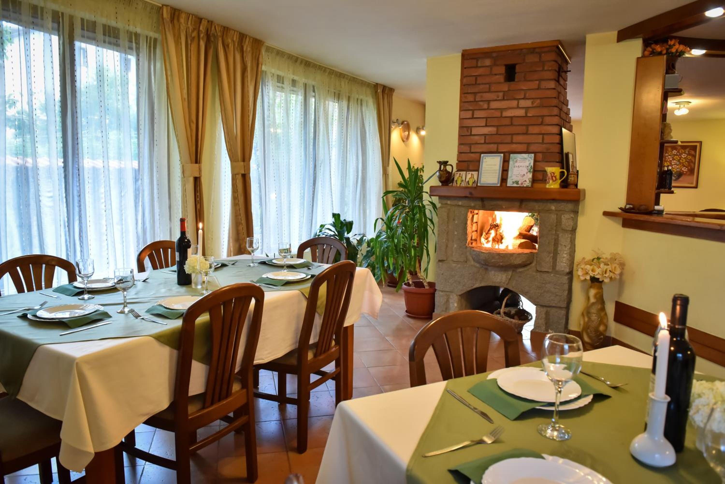 Restaurant-cafeteria