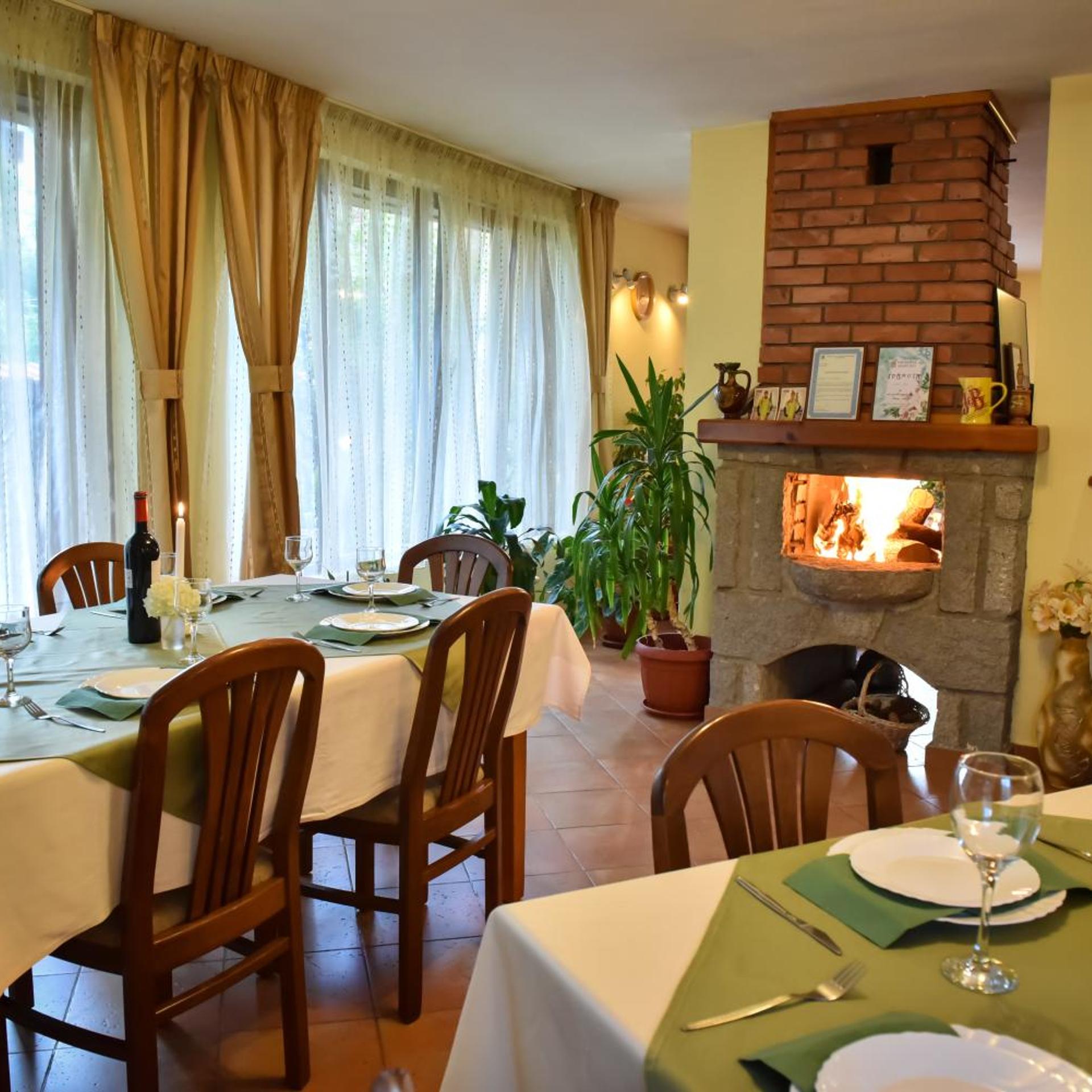 Restaurant-cafeteria