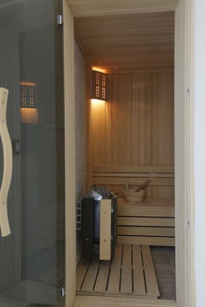 thumbnail: Sauna
