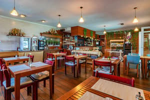 thumbnail: Restaurant