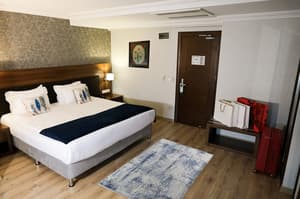 thumbnail: Interior