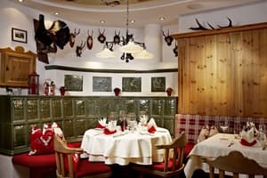 thumbnail: Restaurant