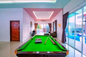 thumbnail: Billiards