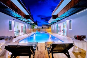 thumbnail: Outdoor pool