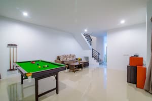 thumbnail: Billiards