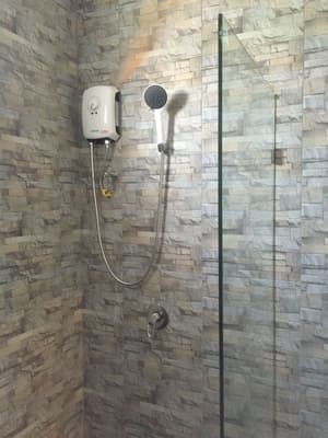 thumbnail: Bathroom shower