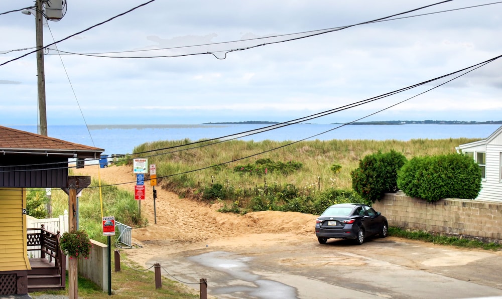 Beach/ocean view