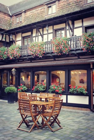 thumbnail: Courtyard