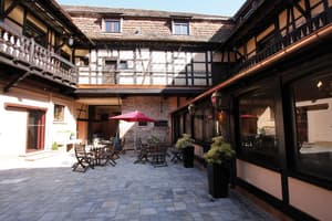 thumbnail: Courtyard