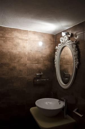 thumbnail: Bathroom sink
