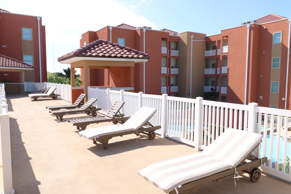 Sundeck