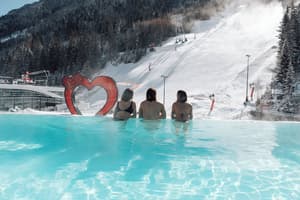 thumbnail: Outdoor pool