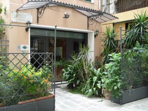 thumbnail: Exterior