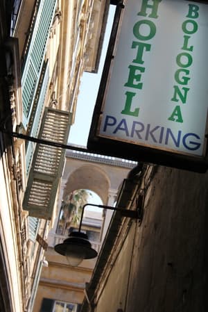 thumbnail: Exterior detail
