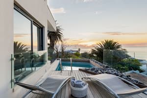 thumbnail: Balcony view