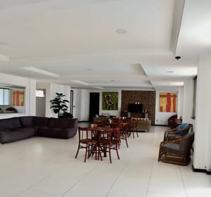 thumbnail: Reception