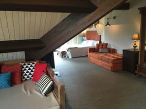 thumbnail: Living area