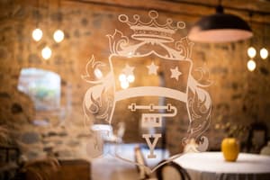 thumbnail: Interior detail