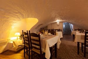thumbnail: Dining