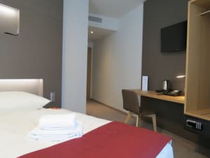 thumbnail: Breakfast area