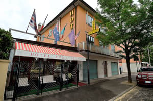 thumbnail: Front of property