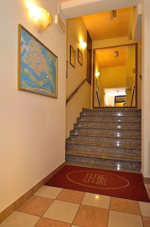 thumbnail: Interior