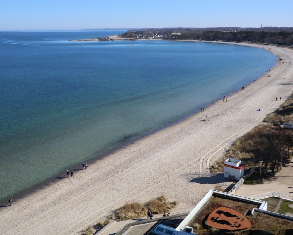 Beach/ocean view