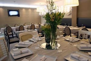 thumbnail: Restaurant