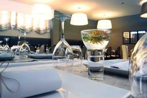 thumbnail: Restaurant