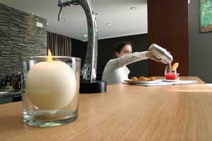 thumbnail: Bar (on property)