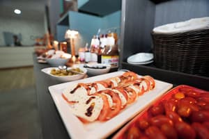 thumbnail: Restaurant