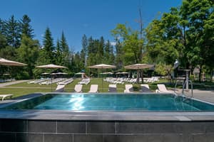 thumbnail: Pool