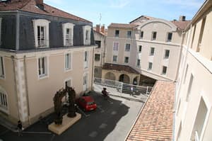 thumbnail: General view
