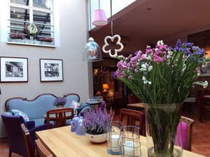 thumbnail: Breakfast area