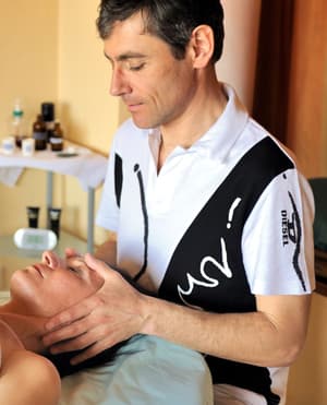thumbnail: Massage