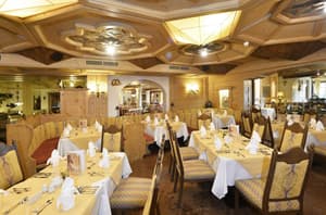 thumbnail: Restaurant