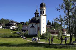 thumbnail: Exterior
