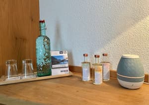thumbnail: Room amenity