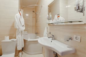 thumbnail: Bathroom
