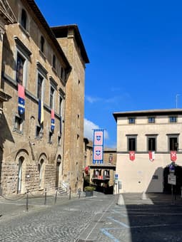 Palazzo Piccolomini