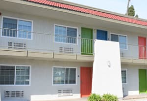thumbnail: Exterior