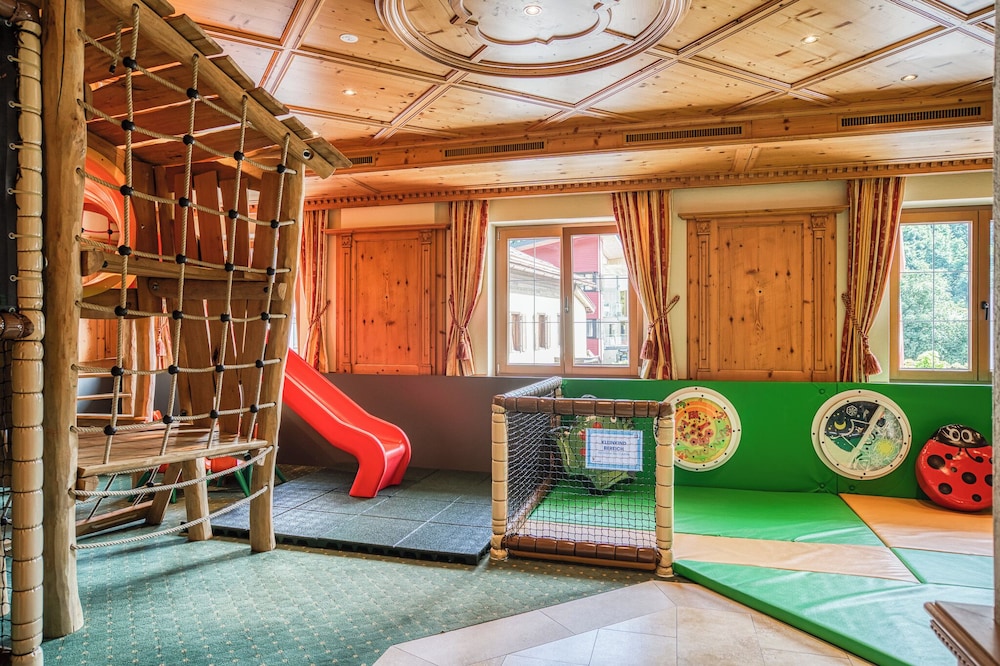 Children's play area - indoor