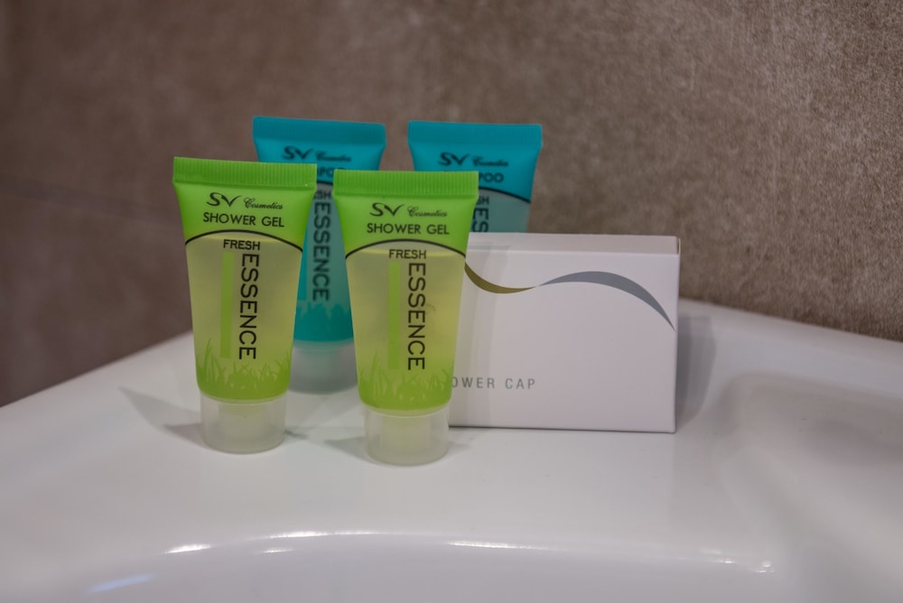 Bathroom amenities