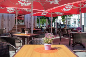 thumbnail: Restaurant