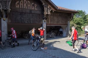 thumbnail: Bicycling